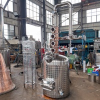 CE 200L 4-Plate Colonne Distiller AISI 304 Vapeur Veste Cuivre Condenseur Électrique Chauffé pour Whisky Rum Vodka Craft Spirit