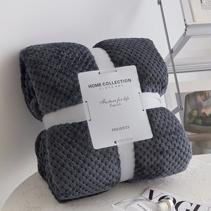 Luxurious Golden Velvet Flannel Fleece <strong>Blanket</strong> In King &amp; Queen Sizes With Sherpa And Checkered Design - Product Image 6