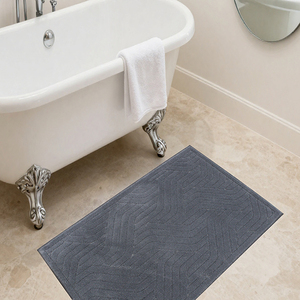 Alfombra de Baño de Lujo Carla, Jacquard de Algodón Gris Oscuro, 60x100cm - Alfombra Premium Suave, Altamente Absorbente y Lavable, Hecha en Turquía - Product Image 1