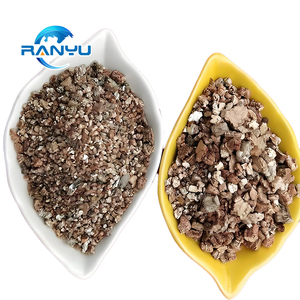 Hochwertige 1-3mm 2-4mm 3-6mm Golden Silvery <span class=keywords><strong>Vermiculite</strong></span> für die Landwirtschaft Gartenbau - Product Image 5