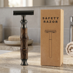 Rasoir de sécurité Morgans Industries avec manche en bois, double lame en acier inoxydable pour le rasage du visage des hommes et l'utilisation en salon de coiffure - Product Image 1