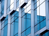 Bâtiment Immeuble de bureaux Panneau de mur rideau en verre plein cadre Durabilité Bâtiment Mur-rideau en verre