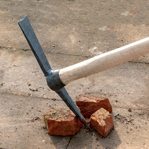 Chất lượng hàng đầu bằng gỗ xử lý công cụ nhà Máy Giá thép công cụ làm vườn <span class=keywords><strong>pickaxe</strong></span> cho vườn <span class=keywords><strong>pickaxe</strong></span> - Product Image 6