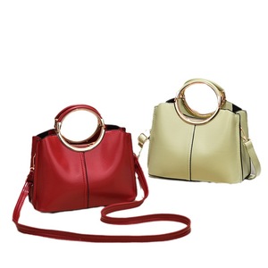 กระเป๋าสะพายข้างผู้หญิง กระเป๋าถือสะพายไหล่ หนัง PU ห่วงโลหะ กระเป๋าโท้ทสะพายข้าง - Product Image 6