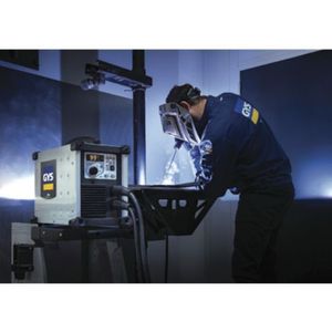 Poste à souder onduleur Shield 180A MMA TIG portable pour acier au carbone, acier inoxydable, cuivre et métaux non ferreux - Product Image 3