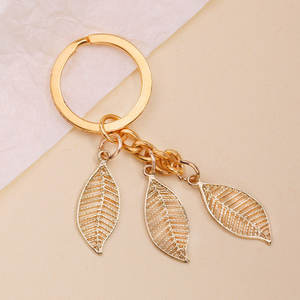 Llavero de aleación de hoja ahuecada vintage, accesorio de exportador Popular, colgante de llavero de hoja Simple - Product Image 5