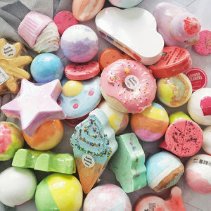 Fabrika stok sınır ötesi şekilli meyve patlama banyo Fizzies çilek ananas dondurmalı pasta banyo tuz topu - Product Image 1