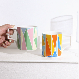 Ensemble de tasses à café en céramique de porcelaine en gros, logo personnalisé, cadeaux publicitaires d'entreprise, prix d'usine pas cher, réutilisables, sans danger pour les aliments - Product Image 4