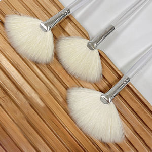 <span class=keywords><strong>Beauty</strong></span> <span class=keywords><strong>Planet</strong></span>-Brosse éventail de beauté personnalisée pour applicateur facial, en laine artificielle, en nylon - Product Image 1