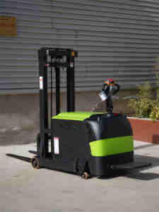 Lift <span class=keywords><strong>Stacker</strong></span> Mast Legless Electric <span class=keywords><strong>Stacker</strong></span> Kapasitas Beban 1000kg Tinggi Angkat 2500mm Cocok untuk Semua Ukuran Deck Pallet Forklift - Product Image 3