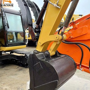 Mini-excavatrice sur chenilles hydraulique d'occasion Cat 308E2 de 8 tonnes, petite pelle Caterpillar d'origine avec godet de terrassement - Product Image 4