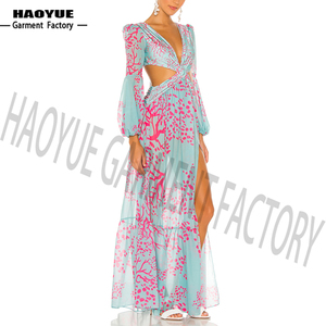 Robe mi-longue fendue à col en V à fleurs pour les vacances pour femmes fabricant personnalisé de haute qualité - Product Image 1