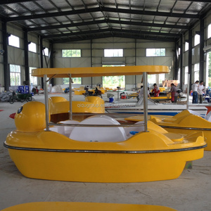 Bote de Pedales Acuático QIQU de Fibra de Vidrio con Drenaje Automático para Todo Clima, con Forma de Pato, Capacidad para 4 Personas y 300 kg, para Atracciones Turísticas y Uso Comercial - Product Image 3