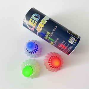 Led Night Nylon <span class=keywords><strong>Badminton</strong></span> Tête <span class=keywords><strong>de</strong></span> boule moussante haute pression Rebond rapide Résilient <span class=keywords><strong>Badminton</strong></span> - Product Image 2