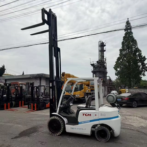 Montacargas Usado TCM FD30 de Gasolina, Original Japonés, en Buen Estado, Capacidad de Carga de 3 Toneladas, Mástil de Dos Etapas - Product Image 2
