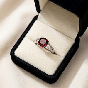 Bague de Fiançailles et de Mariage en Argent Sterling 925 Fait Main avec Grenat Naturel, Sertissage Vintage, Certifiée par un Certificat Tierce Partie - Product Image 2
