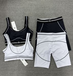 Completo Set <span class=keywords><strong>Sportivo</strong></span> Estivo da <span class=keywords><strong>Donna</strong></span>: Top e Pantaloncini Traspiranti per Yoga, Palestra e Corsa - Abbigliamento <span class=keywords><strong>Sportivo</strong></span> <span class=keywords><strong>Donna</strong></span> Più Venduto - Product Image 6