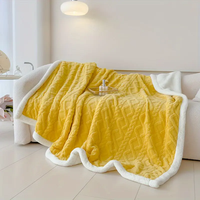 Usine en vrac en gros de haute qualité hiver épaissi Jacquard Sherpa chaud couverture de lit double pour l'hiver