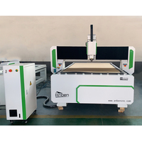 Routeur CNC Anben 1325 pour le bois, système de contrôle DSP, moteur pas à pas à broche unique 3,5 kW, refroidissement par air, armoire de commande indépendante