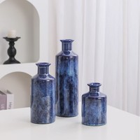 Vase à fleurs de table en céramique bleue haut de gamme moderne Eastern Rock, pour salon et entrée