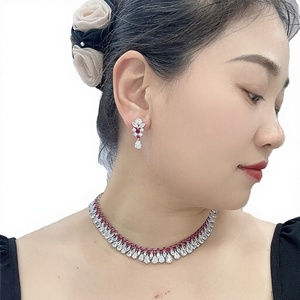 Ensemble de bijoux de haute qualité pour banquet, anniversaire de mariage, fête, avec collier en zircon œil de cheval et boucles d'oreilles plaquées platine anti-allergie - Product Image 2