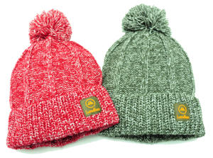 Gorro de Navidad Unisex para Adultos, Hecho en Taiwán, 100% Acrílico, Diseño de Cable y Perlas, Elegante Gorro de Punto para Invierno - Product Image 2