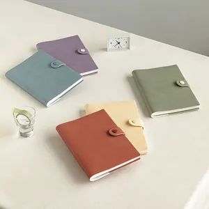 Funda de cuero suave de Color caramelo personalizada con cierre de botón, planificador, suministros de oficina, diario, Agenda, cuaderno para estudiantes