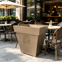 Ventes en gros de jardinières carrées en acier inoxydable de grande taille pour la décoration et la plantation en extérieur, design durable et élégant