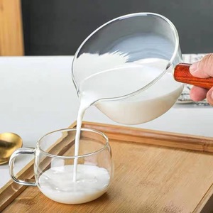 Casserole en verre borosilicaté à une poignée avec manche en bois, convient aux cuisinières à gaz et aux tables de cuisson à <span class=keywords><strong>induction</strong></span>. - Product Image 2