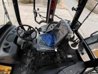Bodi kekuatan tinggi XC870K 2500kg traktor Loader Backhoe TBL 4x4 multiguna untuk gudang/situs logistik Finishing