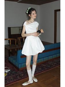 Vestido <span class=keywords><strong>de</strong></span> Verano Estilo Francés con Hombro Inclinado y Tirantes <span class=keywords><strong>de</strong></span> Encaje - Falda Corta Tipo A Juvenil y Estilizadora - Product Image 3