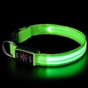 Coleira Tática Personalizada de Alta Qualidade e Durabilidade para Cães, Ajustável com Luz <span class=keywords><strong>LED</strong></span> Refletiva Recarregável para Noite - Product Image 6