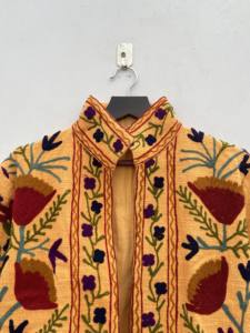 Chaqueta Suzani Hecha a Mano para Mujer, Bordado Elegante, Cómoda, Abertura Frontal, Bolsillos, Prenda Exterior de Invierno Moderna, Cinturón, Tela Suave - Product Image 6