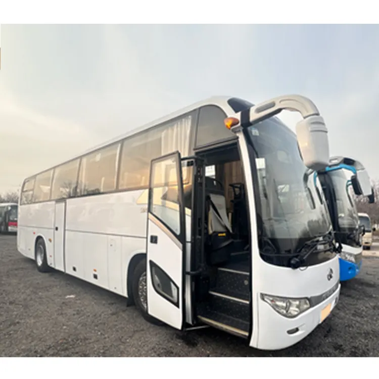 Haute qualité nouveau 14m 65 + 1 sièges diesel automatique autocar manuel City Tourist 60 sièges Bus de passagers