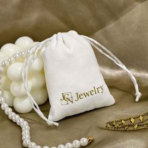 Pochette de rangement en velours de luxe avec logo personnalisé, sac à cordon en daim, organiseur pour chaussures, colliers, montres, sacs anti-poussière recyclables - Product Image 3