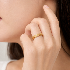 แหวนสแตนเลสลายดอกเดซี่ ปรับขนาดได้ ชุบทอง 14K แบบสุญญากาศ ดีไซน์ฉลุลาย สีทองและสีเงิน - Product Image 4
