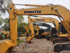 La pelle sur chenilles Komatsu PC220 22Ton a utilisé des excavatrices | Pelleteuse hydraulique excédentaire du Japon | Excellent état pour la construction - Product Image 3