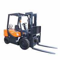 Chariot élévateur à palettes Doosan G30GP de 3 tonnes, moteur diesel, longueur de fourche de 1050 mm, adaptabilité aux terrains accidentés, transmission avant, garantie d'un an