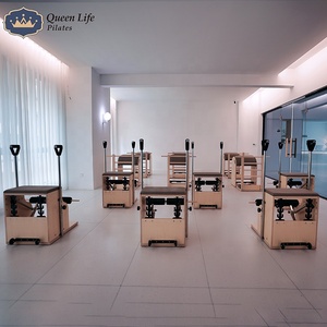 Chaise Combo Pilates Wunda 2-en-1 en Bois d'Érable Personnalisable Queenlife avec Fixation Reformer – Garantie <span class=keywords><strong>6</strong></span> Ans pour Studio <span class=keywords><strong>de</strong></span> Boutique - Product Image 2