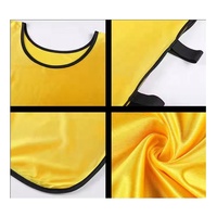 Vestes d'entraînement de football réversibles en maille respirante, gilets de match à séchage rapide en polyester, personnalisables avec logo pour les sports d'équipe - Vente en gros