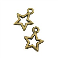 Colgante de Estrella Hueca de 10x13mm en Aleación de Zinc Tono Plata para Etiquetas de Recuerdo de Baby Shower