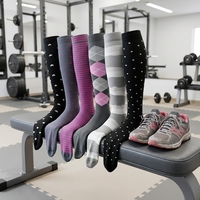 Chaussettes de compression pour hommes et femmes |   Poignée antidérapante tricotée à motif uni, épaisseur standard |   Yoga, course à pied, fitness, diplômé