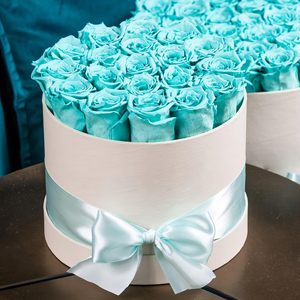 Every Love vente en gros de vraies roses naturelles de longue durée immortelles éternelles conservées pour toujours dans une boîte ronde comme cadeau de Noël - Product Image 1