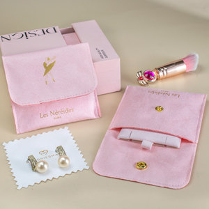 Pochette de rangement de luxe en microfibre flanelle rectangulaire pour bijoux (colliers, boucles d'oreilles) avec fermeture à bouton-pression dissimulé, directement de l'usine - Product Image 1