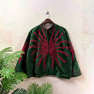 เสื้อแจ็คเก็ตผ้ากำมะหยี่สีเขียวปักลายซูซานีสำหรับผู้หญิง พร้อมลายพระอาทิตย์ แขนยาว คอตั้ง ทำมือ สไตล์โบฮีเมียน เสื้อโค้ทสำหรับฤดูใบไม้ร่วง - Product Image 1