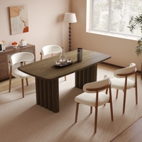 Table longue Voxhome au design médiéval moderne en bois massif de noyer foncé avec table à manger pour le mobilier de salon