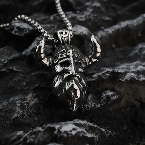 Collar con Colgante de Acero Inoxidable de Guerrero Vikingo Nórdico, Regalo para Hombre, Diseño de Rostro, Estilo Geométrico Asimétrico - Product Image 4