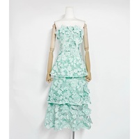 Robe midi décontractée pour femme, sans bretelles, à fleurs brodées, à volants, coupe évasée, élégante, pour les occasions quotidiennes et spéciales