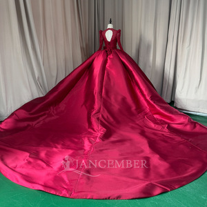 Vestido de Quinceañera Rojo Elegante Mc033 con Cuello Ilusión, Encaje con Cuentas, Mangas Largas, Cintura Plisada, Falda de Satén y Espalda con Cordones Jancember - Product Image 6