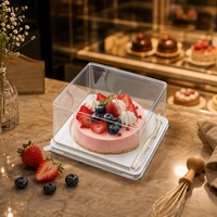 Boîte à gâteau carrée transparente à usage unique avec support à couverts, personnalisable, en PET de qualité alimentaire du Guangdong, vente en gros d'usine
